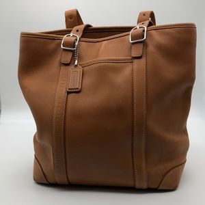 Vintage Coach Leather Tote Bag with Adjustable- Length Straps #4462